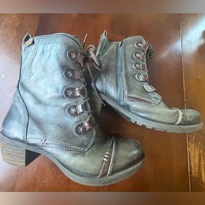 Leather Pikolinos Boots